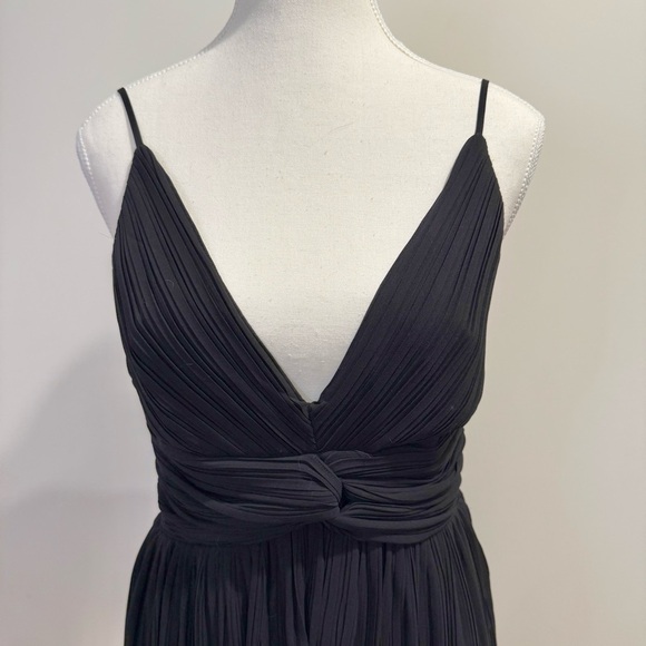 Dynamite | women's small v-neck pleated flowy Black Mini Dress twist front - Picture 3 of 6